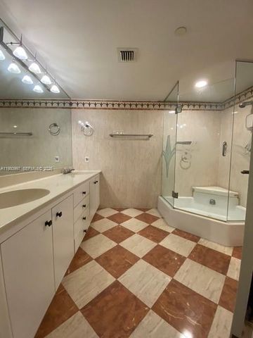 4000 Towerside Ter 1803, Miami, FL 33138