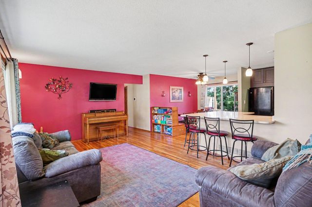 2045 Bluestone Lane, Eagan, MN 55122