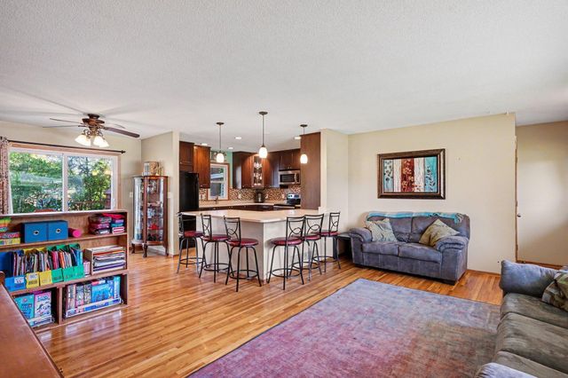 2045 Bluestone Lane, Eagan, MN 55122