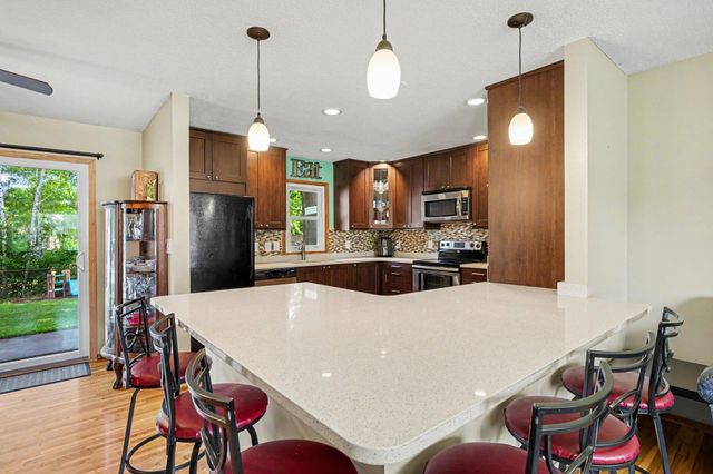 2045 Bluestone Lane, Eagan, MN 55122