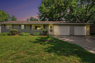 2045 Bluestone Lane, Eagan, MN 55122