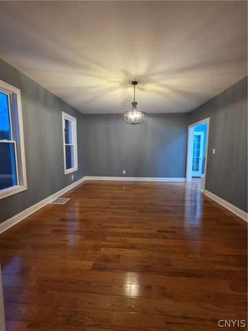 7 Prospect Street, Utica, NY 13501