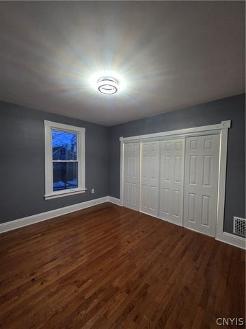 7 Prospect Street, Utica, NY 13501