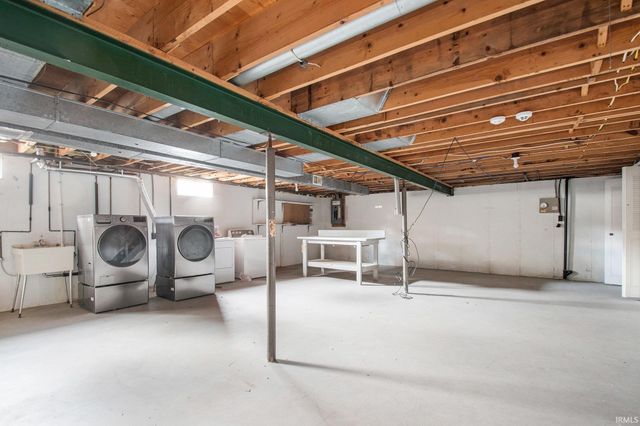 52145 Brookview Court, South Bend, IN 46637