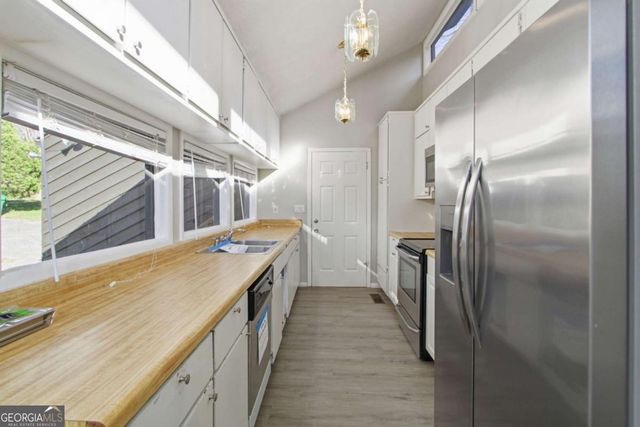 5309 Golfcrest Circle, Stone Mountain, GA 30088