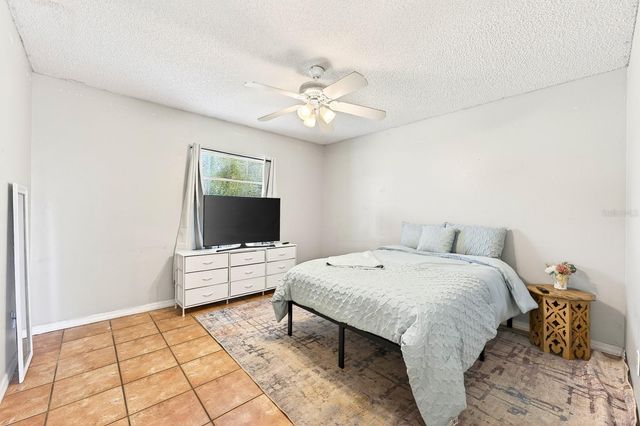 2037 GREYSTONE TRAIL, Orlando, FL 32818