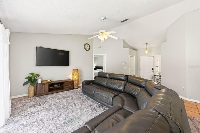 2037 GREYSTONE TRAIL, Orlando, FL 32818
