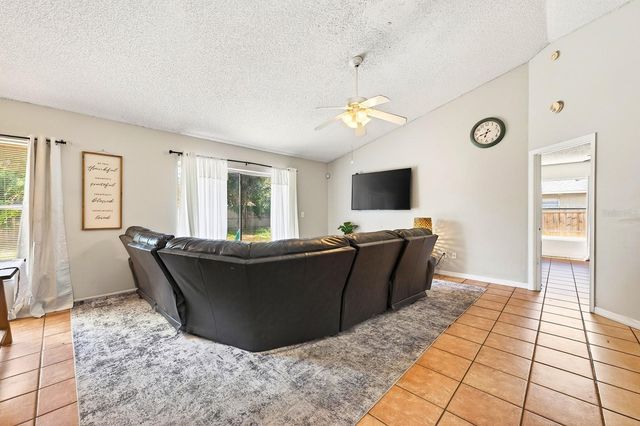 2037 GREYSTONE TRAIL, Orlando, FL 32818