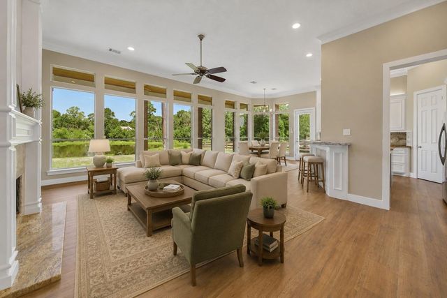 15444 Crown Oaks Drive, Montgomery, TX 77316