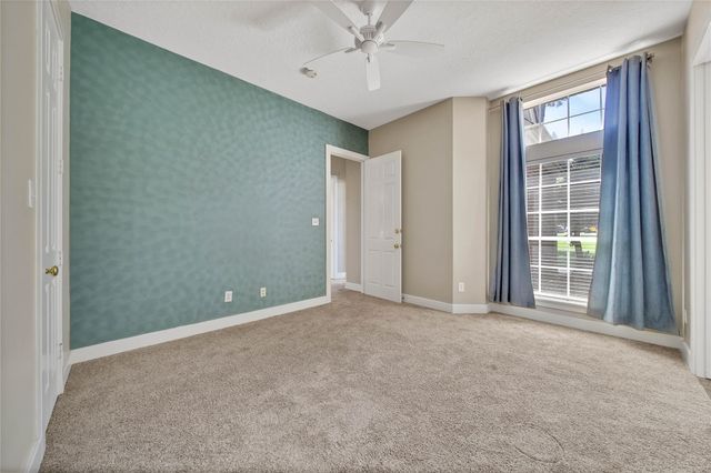 15444 Crown Oaks Drive, Montgomery, TX 77316