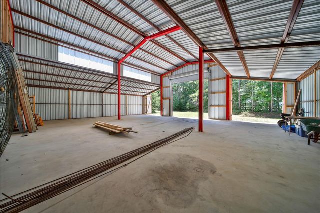 15444 Crown Oaks Drive, Montgomery, TX 77316