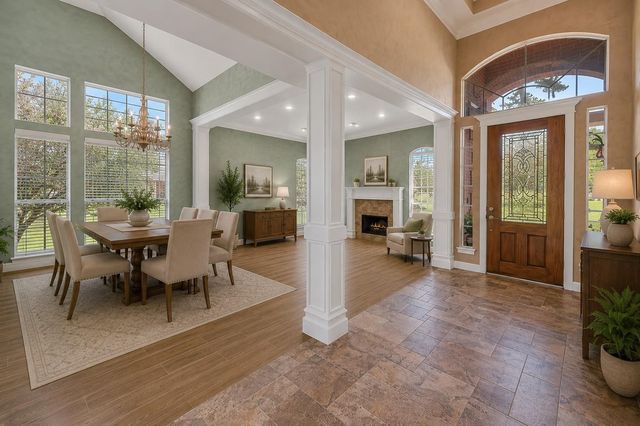15444 Crown Oaks Drive, Montgomery, TX 77316