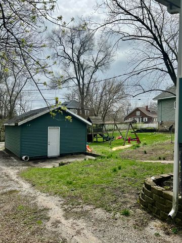 303 E Talmer Avenue, North Judson, IN 46366