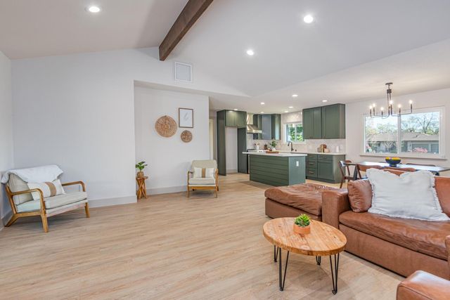 965 Jonas Ave, Sacramento, CA 95864