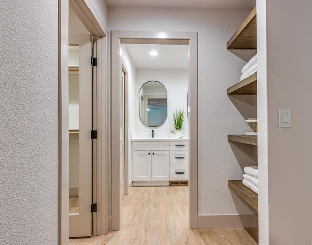 965 Jonas Ave, Sacramento, CA 95864