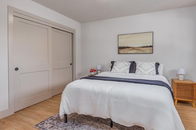 965 Jonas Ave, Sacramento, CA 95864