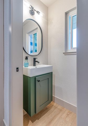 965 Jonas Ave, Sacramento, CA 95864