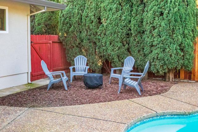 965 Jonas Ave, Sacramento, CA 95864