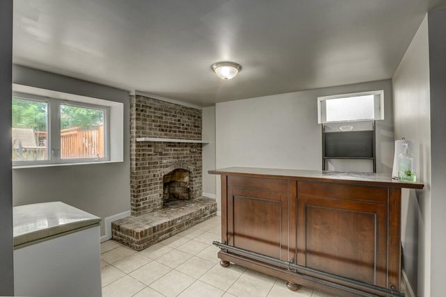 21 Woodland Avenue, Florence, KY 41042