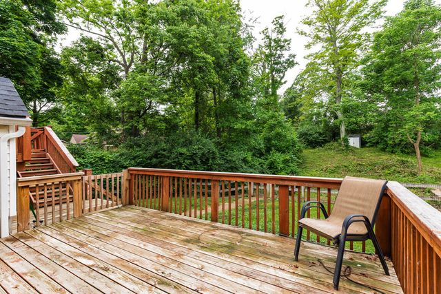 21 Woodland Avenue, Florence, KY 41042