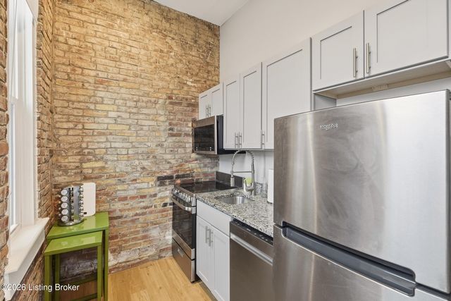 947 E Madison St, Louisville, KY 40204