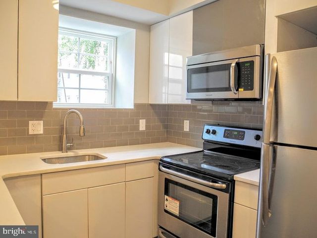 17 S 44TH ST #UNIT 2, Philadelphia, PA 19104