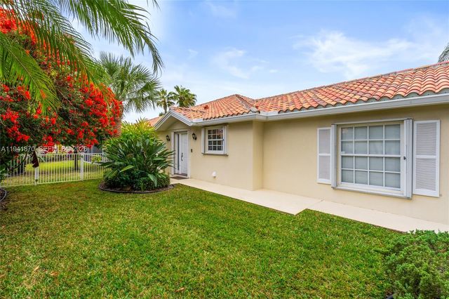 2444 SW Parkside Drive, Palm City, FL 34990