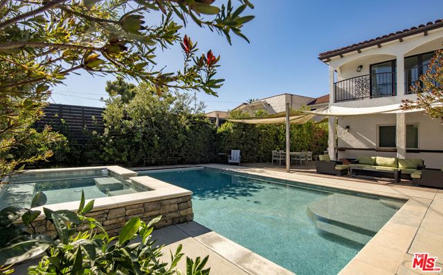 1000 S Citrus Avenue, Los Angeles, CA 90019