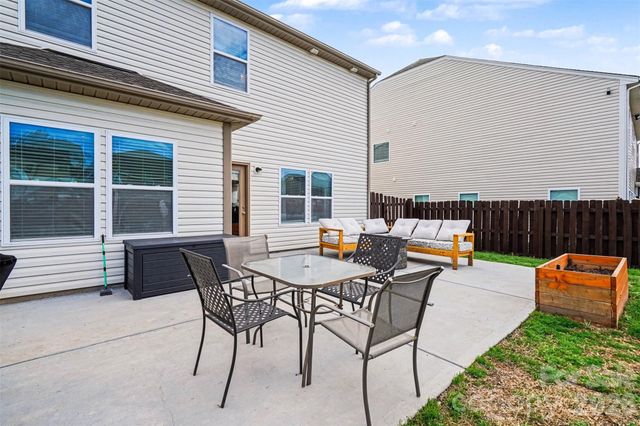 2419 Impatien Drive, Charlotte, NC 28215