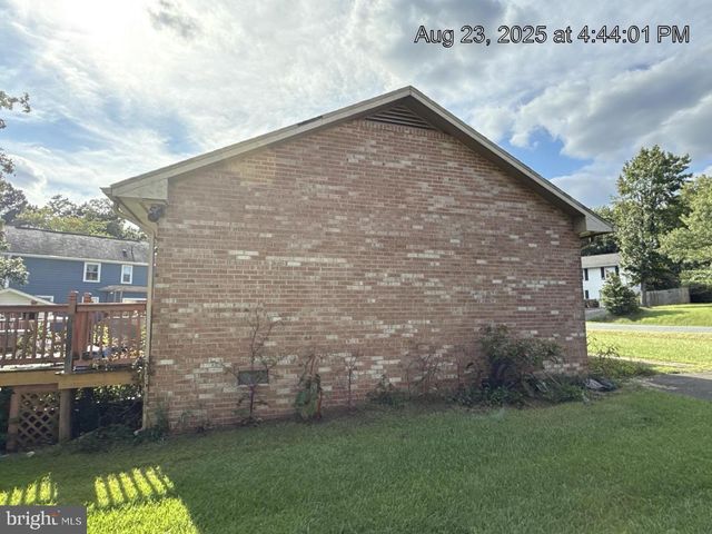 537 BUTTERNUT DR, Fredericksburg, VA 22408
