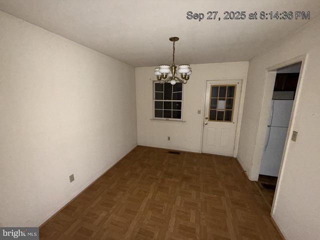 537 BUTTERNUT DR, Fredericksburg, VA 22408