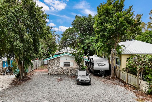 55 Jewfish Avenue, Key Largo, FL 33037