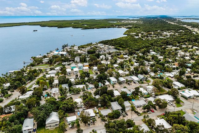 55 Jewfish Avenue, Key Largo, FL 33037