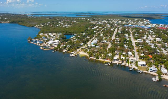 55 Jewfish Avenue, Key Largo, FL 33037