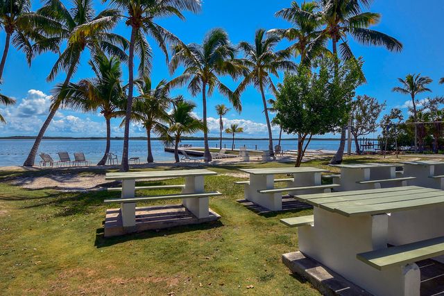 55 Jewfish Avenue, Key Largo, FL 33037