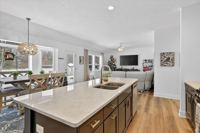 2434 Ashford Trail, Portage, MI 49024