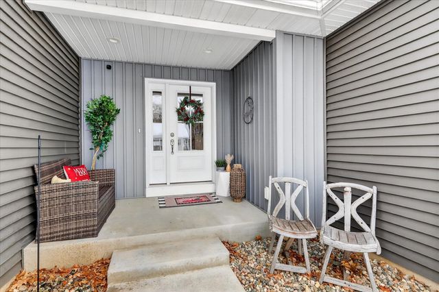 2434 Ashford Trail, Portage, MI 49024