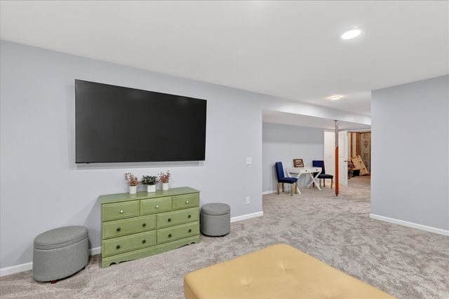 2434 Ashford Trail, Portage, MI 49024