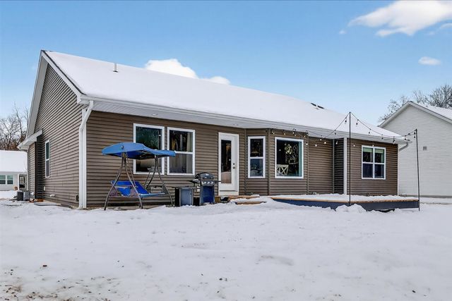 2434 Ashford Trail, Portage, MI 49024