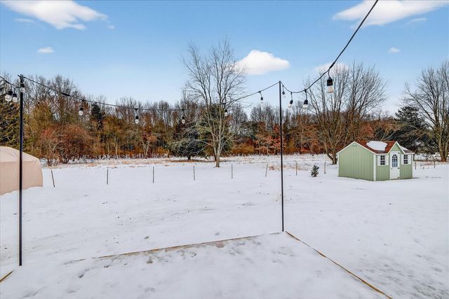 2434 Ashford Trail, Portage, MI 49024