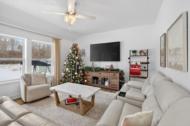 2434 Ashford Trail, Portage, MI 49024