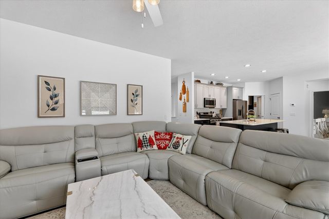 2434 Ashford Trail, Portage, MI 49024