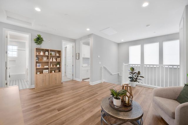 215 Calle Del Rey, Morgan Hill, CA 95037