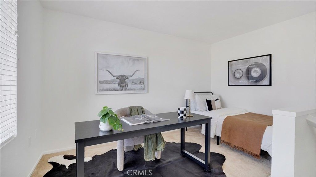Image 12 of property listing at 1438 Scholarship, Irvine, CA 92612