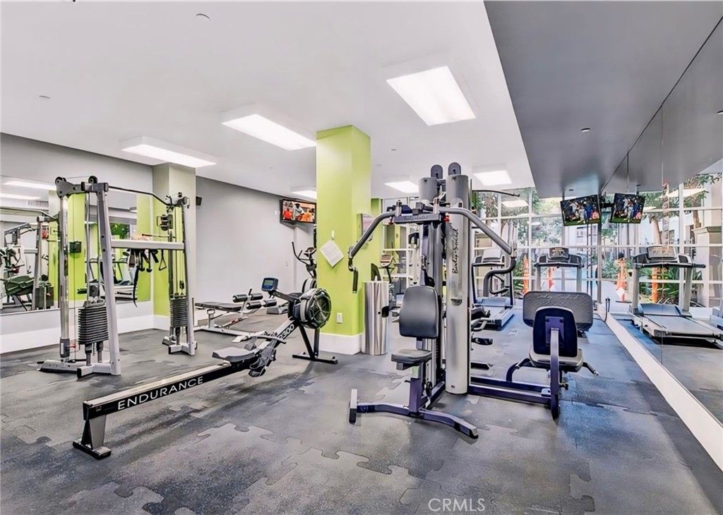 Image 28 of property listing at 1438 Scholarship, Irvine, CA 92612
