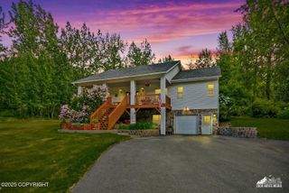1745 N Lazy Lane, Palmer, AK 99645