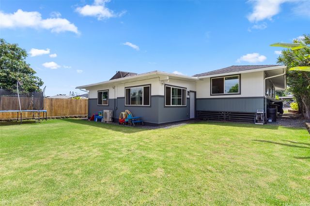 122 Plum Street, Wahiawa, HI 96786