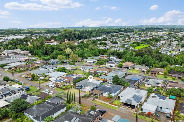122 Plum Street, Wahiawa, HI 96786
