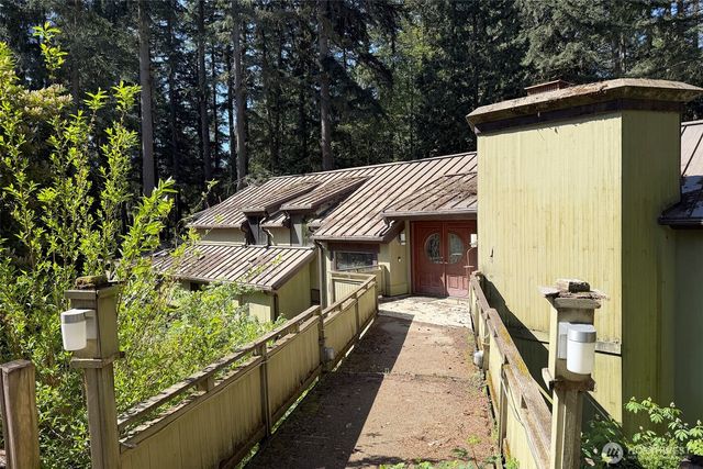 3815 131st Avenue NE, Bellevue, WA 98005