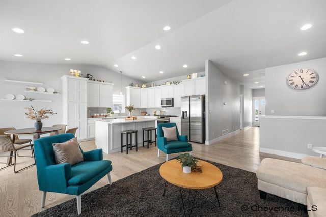 5332 CARMEL DR, Cheyenne, WY 82009